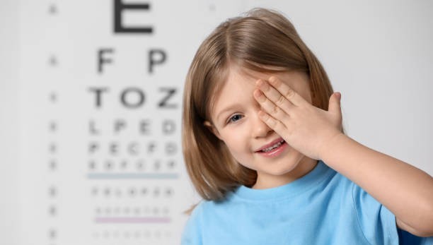 Rendez-vous examen des yeux enfants Errachidia